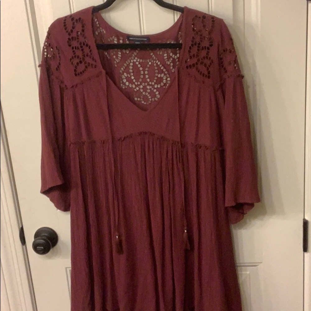 Burgundy American Eagle Dress with tie